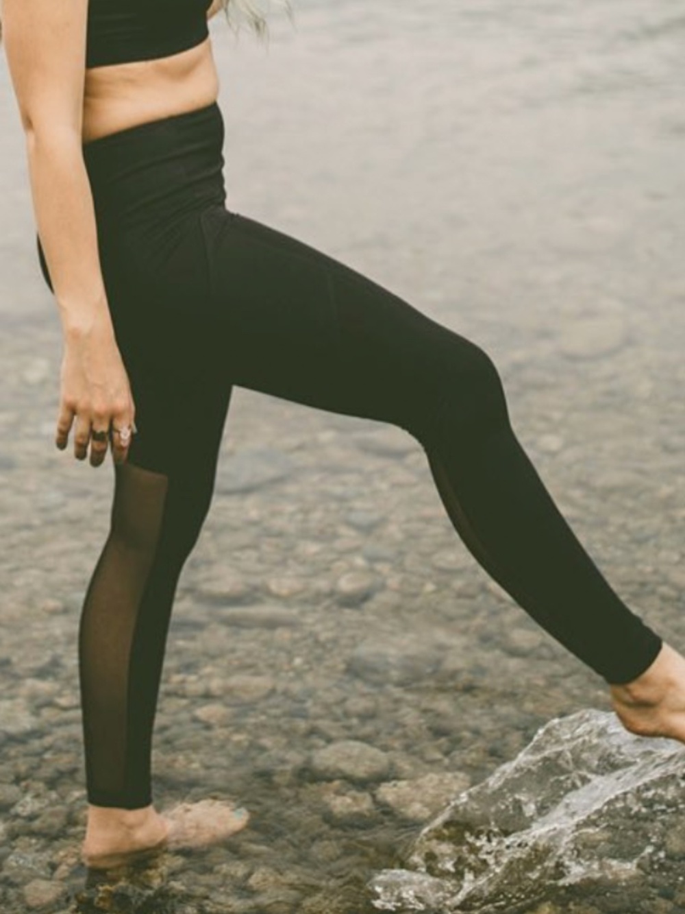 InnerFire Black Pocket Legging with Mesh